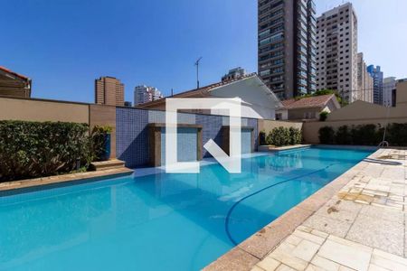 Studio à venda com 35m², 1 quarto e 1 vaga Studio à venda com 35m², 1 quarto e 1 vagaÁrea comum - Piscina