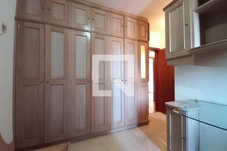 Apartamento à venda com 165m², 4 quartos e 2 vagas Apartamento à venda com 165m², 4 quartos e 2 vagasDetalhe do Quarto 3 - Suíte