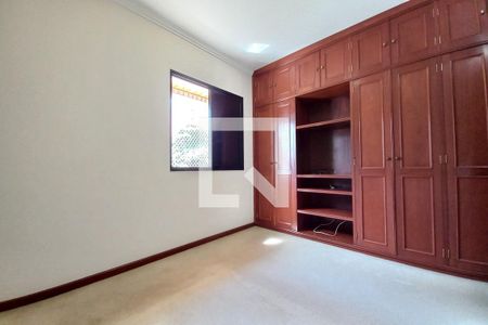 Apartamento à venda com 165m², 4 quartos e 2 vagas Apartamento à venda com 165m², 4 quartos e 2 vagasQuarto 4 - Suíte