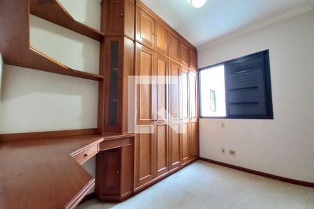 Apartamento à venda com 165m², 4 quartos e 2 vagas Apartamento à venda com 165m², 4 quartos e 2 vagasQuarto 2