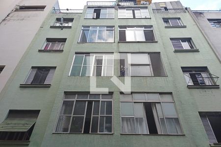 Apartamento à venda com 104m², 3 quartos e sem vaga Apartamento à venda com 104m², 3 quartos e sem vagaFachada