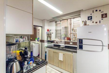 Apartamento à venda com 104m², 3 quartos e sem vaga Apartamento à venda com 104m², 3 quartos e sem vagaCozinha e Lavanderia