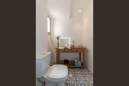 Apartamento à venda com 75m², 2 quartos e 2 vagas Apartamento à venda com 75m², 2 quartos e 2 vagasBanheiro Social