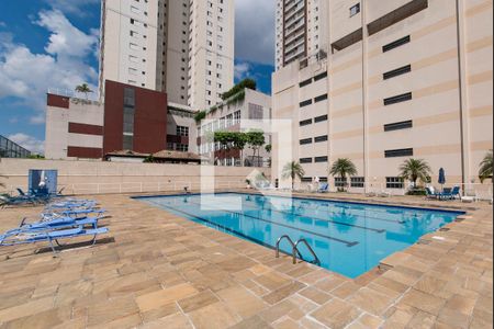 Apartamento à venda com 75m², 2 quartos e 2 vagas Apartamento à venda com 75m², 2 quartos e 2 vagasPiscina