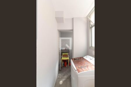 Apartamento à venda com 75m², 2 quartos e 2 vagas Apartamento à venda com 75m², 2 quartos e 2 vagasLavanderia
