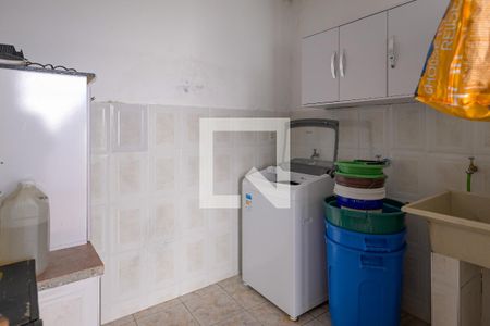 Casa à venda com 190m², 4 quartos e 2 vagasArea de Serviço