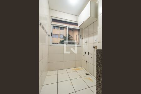 Apartamento para alugar com 52m², 2 quartos e 1 vaga Apartamento para alugar com 52m², 2 quartos e 1 vagaDetalhe da Cozinha e Área de Serviço