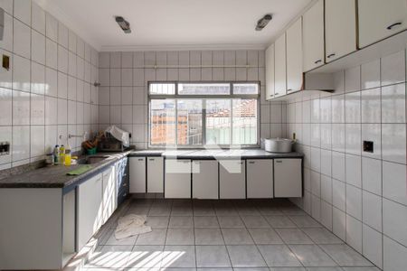 Casa à venda com 500m², 4 quartos e 4 vagas Casa à venda com 500m², 4 quartos e 4 vagasCopa / Cozinha