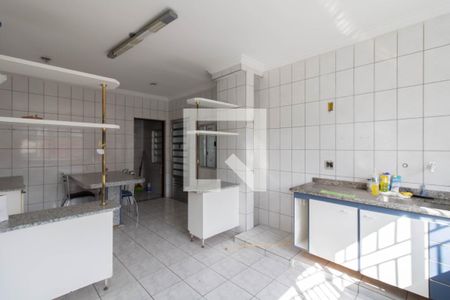 Casa à venda com 500m², 4 quartos e 4 vagas Casa à venda com 500m², 4 quartos e 4 vagasCopa / Cozinha