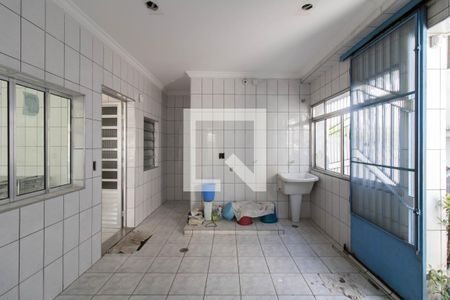 Casa à venda com 500m², 4 quartos e 4 vagas Casa à venda com 500m², 4 quartos e 4 vagasÁrea de Serviço