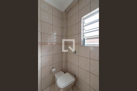 Casa à venda com 500m², 4 quartos e 4 vagas Casa à venda com 500m², 4 quartos e 4 vagasLavabo