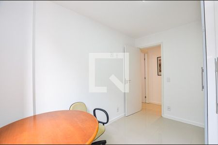 Quarto 1 de apartamento à venda com 2 quartos, 62m² em Badu, Niterói