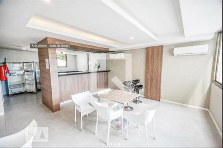 Apartamento à venda com 62m², 2 quartos e 1 vaga Apartamento à venda com 62m², 2 quartos e 1 vagaÁrea comum