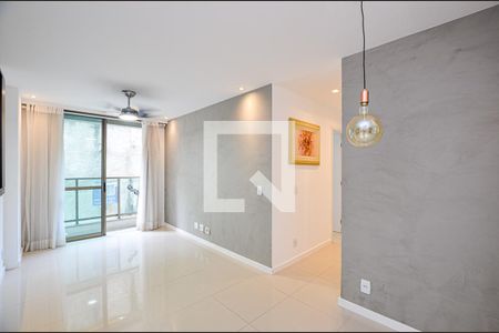 Sala de apartamento à venda com 2 quartos, 62m² em Badu, Niterói