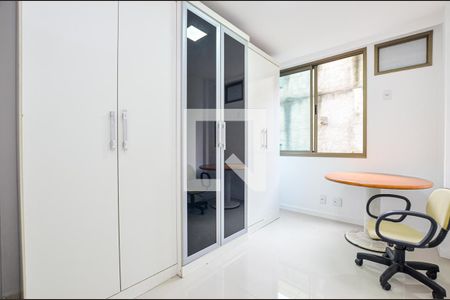 Quarto 1 de apartamento à venda com 2 quartos, 62m² em Badu, Niterói