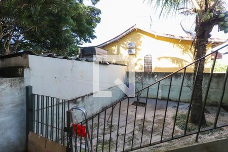 Casa à venda com 150m², 3 quartos e 1 vaga Casa à venda com 150m², 3 quartos e 1 vagaVista