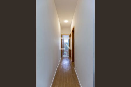 Corredor de apartamento para alugar com 2 quartos, 94m² em Vila Helena, Santo André