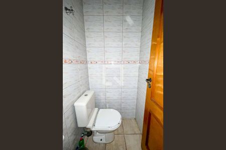 Casa à venda com 160m², 3 quartos e 3 vagas Casa à venda com 160m², 3 quartos e 3 vagasLavabo