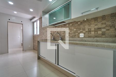 Apartamento à venda com 142m², 3 quartos e 2 vagas Apartamento à venda com 142m², 3 quartos e 2 vagasCozinha