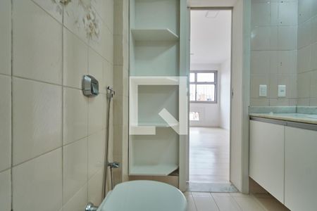 Apartamento à venda com 142m², 3 quartos e 2 vagas Apartamento à venda com 142m², 3 quartos e 2 vagasBanheiro Suite