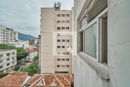 Apartamento à venda com 142m², 3 quartos e 2 vagas Apartamento à venda com 142m², 3 quartos e 2 vagasCozinha Vista