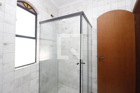 Casa à venda com 390m², 5 quartos e 7 vagasBanheiro da Suíte 3