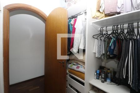 Casa à venda com 390m², 5 quartos e 7 vagasCloset da suíte 1