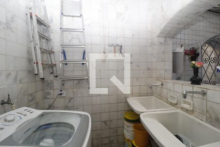 Casa à venda com 390m², 5 quartos e 7 vagasÁrea de Serviço