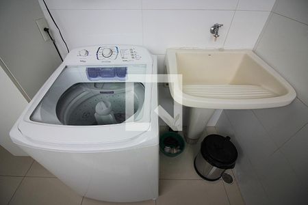 Casa à venda com 233m², 3 quartos e 3 vagasLavanderia