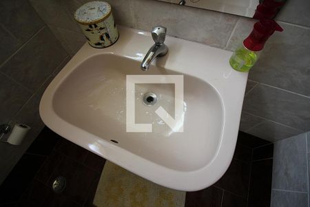 Casa à venda com 233m², 3 quartos e 3 vagasBanheiro da Área da Churrasqueira 