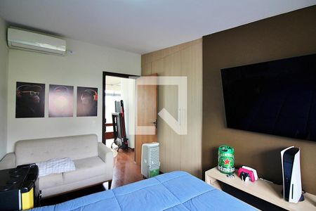 Casa à venda com 233m², 3 quartos e 3 vagasQuarto 2