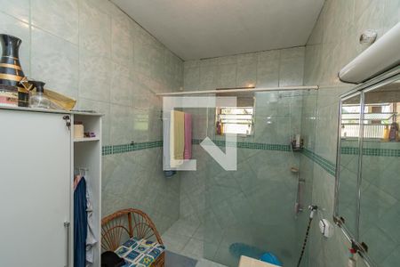 Casa à venda com 160m², 3 quartos e 7 vagasBanheiro Corredor 1