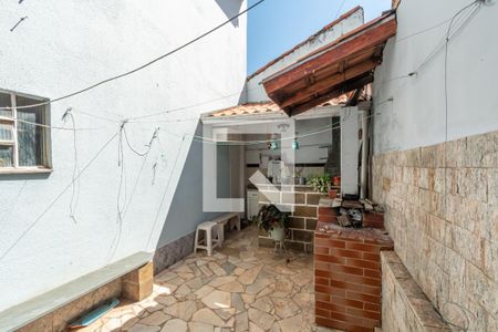 Casa à venda com 160m², 3 quartos e 7 vagasQuintal