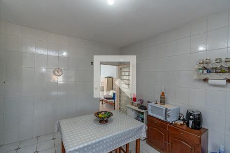 Casa à venda com 160m², 3 quartos e 7 vagasCozinha 