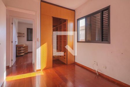 Apartamento à venda com 90m², 3 quartos e 2 vagas Apartamento à venda com 90m², 3 quartos e 2 vagasSuíte