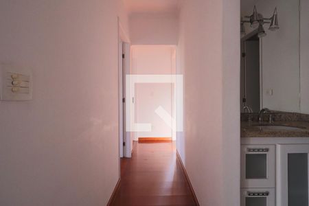 Apartamento à venda com 90m², 3 quartos e 2 vagas Apartamento à venda com 90m², 3 quartos e 2 vagasCorredor