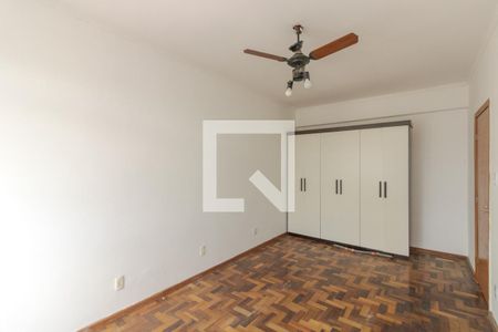 Quarto de apartamento para alugar com 2 quartos, 85m² em Floresta, Porto Alegre