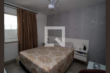 Apartamento à venda com 145m², 4 quartos e 3 vagas Apartamento à venda com 145m², 4 quartos e 3 vagasSuiteSuite
