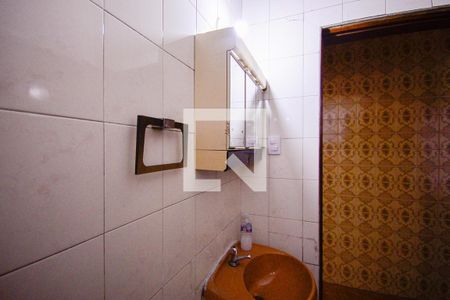 Casa à venda com 70m², 3 quartos e 1 vaga Casa à venda com 70m², 3 quartos e 1 vagaBanheiro