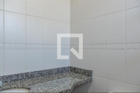 Apartamento à venda com 68m², 2 quartos e 2 vagas Apartamento à venda com 68m², 2 quartos e 2 vagasBanheiro da Suíte 2
