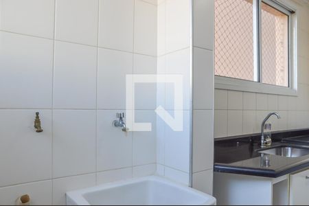 Apartamento à venda com 68m², 2 quartos e 2 vagas Apartamento à venda com 68m², 2 quartos e 2 vagasÁrea de Serviço