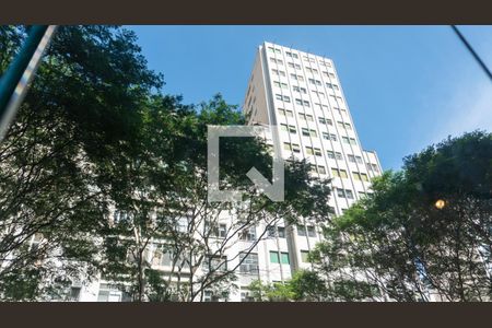 Apartamento à venda com 122m², 3 quartos e sem vaga Apartamento à venda com 122m², 3 quartos e sem vagaVista