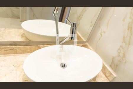 Apartamento à venda com 122m², 3 quartos e sem vaga Apartamento à venda com 122m², 3 quartos e sem vagaSuite