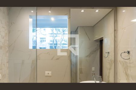 Apartamento à venda com 122m², 3 quartos e sem vaga Apartamento à venda com 122m², 3 quartos e sem vagaSuite