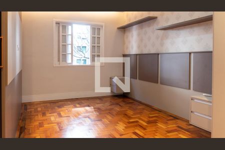 Apartamento à venda com 122m², 3 quartos e sem vaga Apartamento à venda com 122m², 3 quartos e sem vagaQuarto Suíte