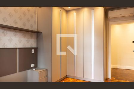 Apartamento à venda com 122m², 3 quartos e sem vaga Apartamento à venda com 122m², 3 quartos e sem vagaQuarto Suíte