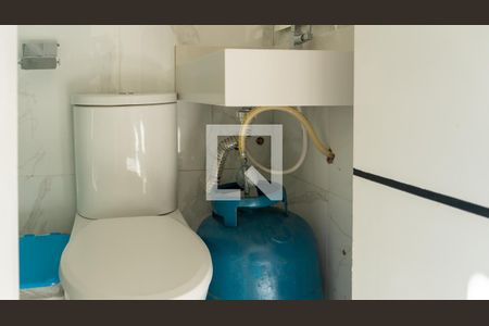 Apartamento à venda com 122m², 3 quartos e sem vaga Apartamento à venda com 122m², 3 quartos e sem vagaBanheiro de serviço
