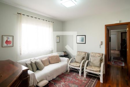 Apartamento à venda com 239m², 3 quartos e 3 vagas Apartamento à venda com 239m², 3 quartos e 3 vagasSala Íntima