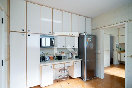 Apartamento à venda com 239m², 3 quartos e 3 vagas Apartamento à venda com 239m², 3 quartos e 3 vagasCozinha