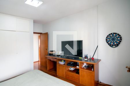 Apartamento à venda com 239m², 3 quartos e 3 vagas Apartamento à venda com 239m², 3 quartos e 3 vagasQuarto 1